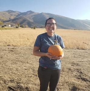 Meet your Posher, Cristina